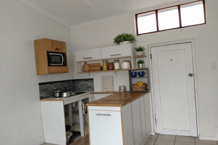 To Let 5 Bedroom Property for Rent in Linkside Western Cape